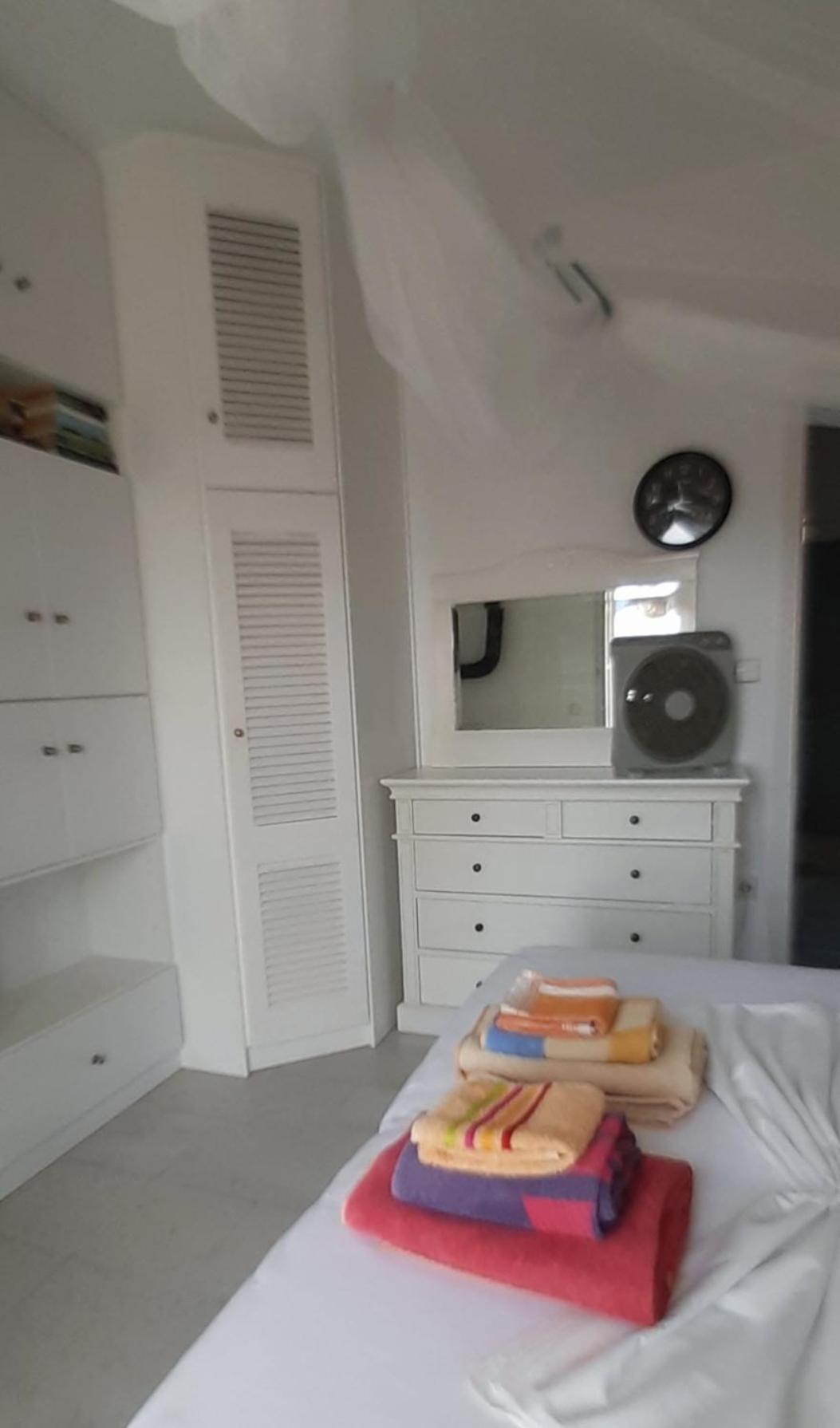 Appartement Haus Asterakia à Plage d'Aliko Extérieur photo